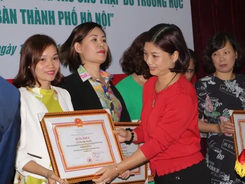 Bồi đắp lòng nhân ái từ công tác chữ thập đỏ trường học