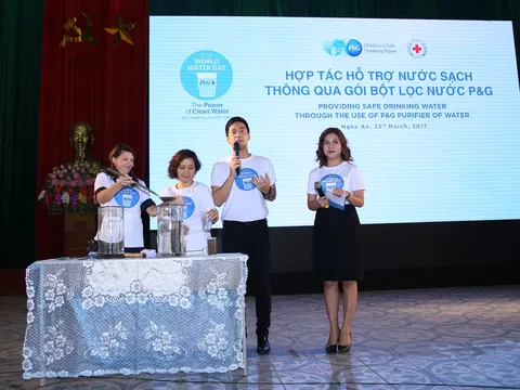 Hợp tác hỗ trợ nước sạch thông qua cung cấp gói bột lọc nước P&G