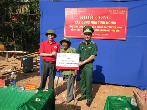 Xây dựng nhà tình nghĩa cho đồng bào dân tộc Quảng Bình