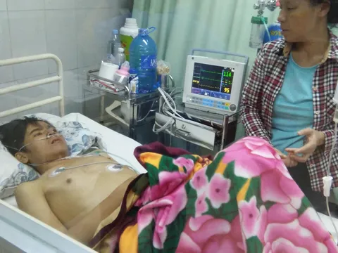 Hãy giúp cháu Hùng vượt qua bạo bệnh