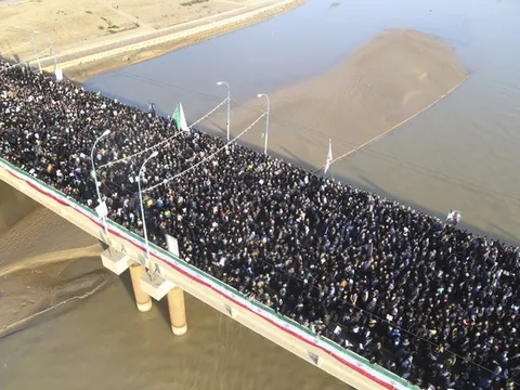 Quốc hội Iraq thông qua việc rút toàn bộ quân Mỹ khỏi nước này