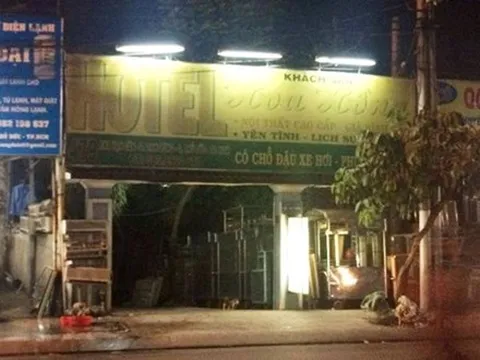 Khách thuê phòng tống tiền quản lý khách sạn