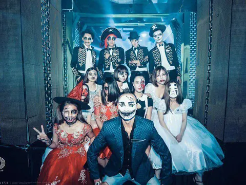 Kiếm bội tiền nhờ trang điểm và cho thuê trang phục kinh dị mùa Halloween