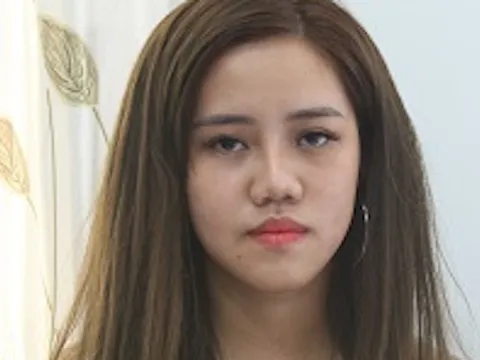 "Kiều nữ" miền Tây gặp cảnh sát trên đường giao thuốc lắc