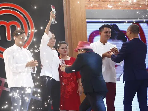 Kiwi Ngô Mai Trang thành Vua đầu bếp Việt Nam 2017 phiên bản 'người nổi tiếng'