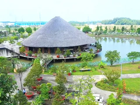 Làng Sen Việt Nam khẳng định đẳng cấp “Đô thị kiểu mẫu” ở khu Tây