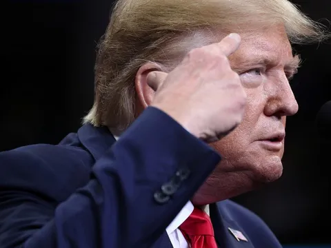 Luận tội Tổng thống Trump sang giai đoạn mới: Chính trường Mỹ xoay chuyển?