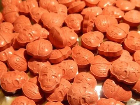 Ma tuý hình sọ người chuyển phát nhanh từ Ba Lan về Hà Nội