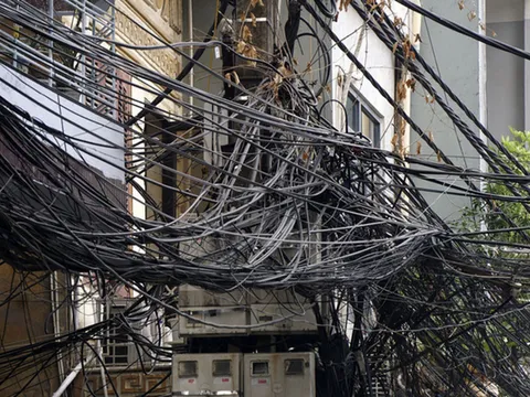 Hà Nội: Bắt đạo chích chuyên trộm cắp dây cáp viễn thông