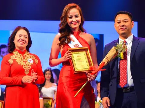 Hoa hậu Khánh Ngân - Đại sứ lan tỏa tinh thần nhân ái