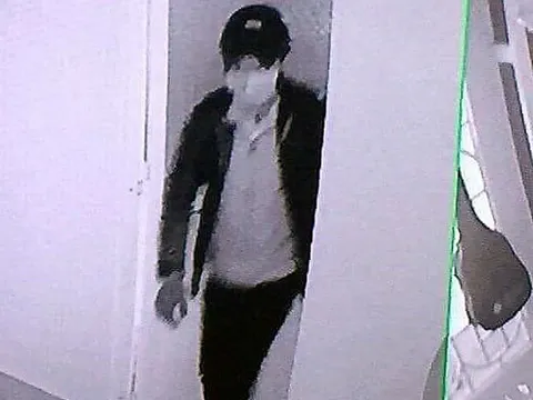 Cả gan vào nhà dùng xà beng phá két sắt lấy 200 triệu đồng