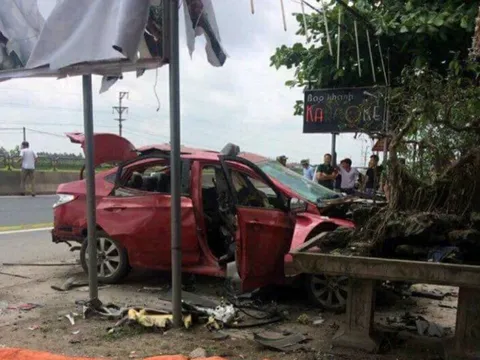 Ô tô phát nổ trong đêm nghi bị gài thuốc nổ