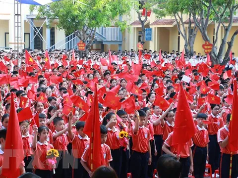 Gần 23 triệu học sinh dự lễ khai giảng đặc biệt giữa dịch Covid-19