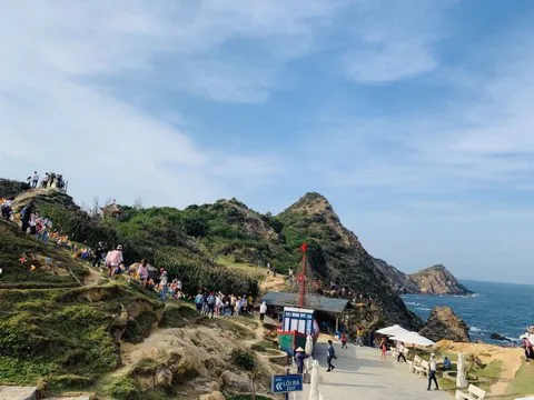 Eo Gió Quy Nhơn hút khách đầu xuân