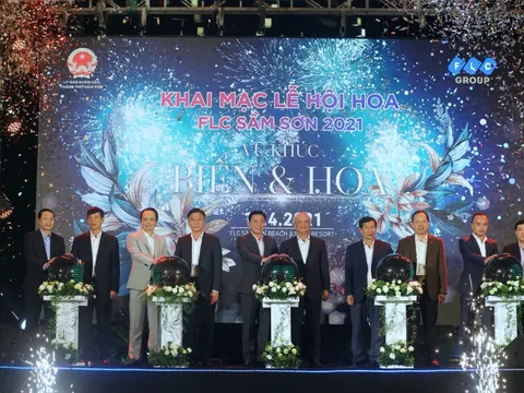 Đêm nghệ thuật khai mạc lễ hội hoa FLC Sầm Sơn thu hút hàng vạn du khách