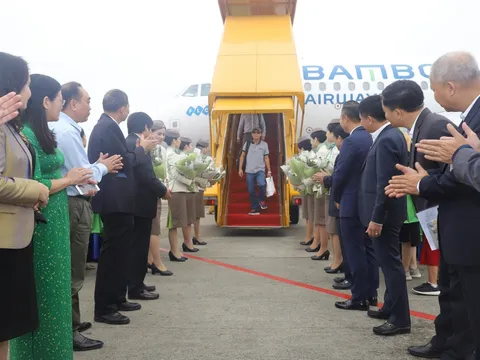 Phó Thủ tướng Vương Đình Huệ bay khai trương đường bay mới của Bamboo Airways tới Vinh