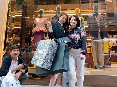 Nhã Phương lần đầu tiết lộ tên con gái