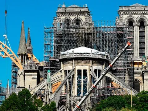 Nhà thờ Đức Bà Paris lần đầu hủy lễ Giáng sinh sau hơn 200 năm