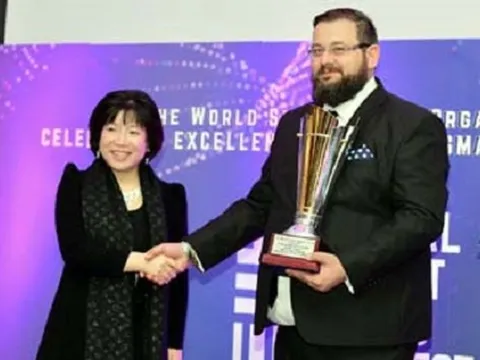 Nữ Viện sỹ, Tiến sỹ mở cánh cửa 'Quốc gia thông minh'