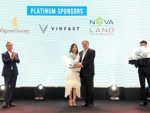 Tập đoàn Novaland ủng hộ kinh phí mổ tim cho trẻ em nghèo