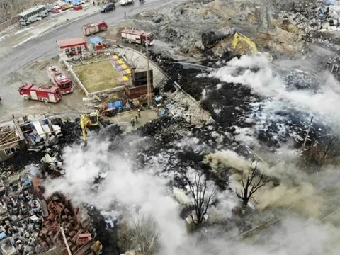 Nổ nhà máy hóa chất ở Trung Quốc, hơn 130 người thương vong