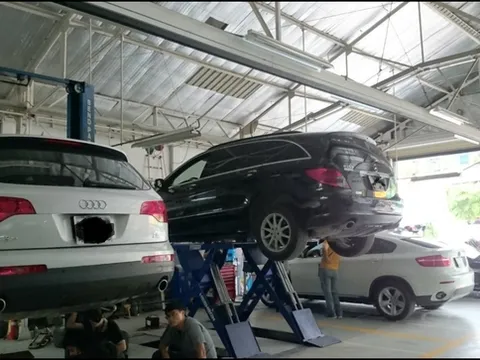 Ô tô bùng nổ, xe cũ thành "mỏ vàng" chặt chém của thợ sửa xe