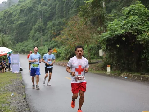 Hơn 1.800 VĐV tham gia giải Marathon khám phá Quảng Bình