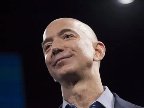 Ông chủ Amazon "đút túi" thêm 1,4 tỷ USD chỉ trong 1 ngày