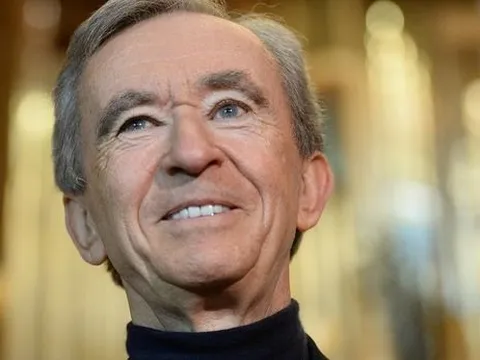 Ông chủ Louis Vuitton vượt mặt Bill Gates trở thành người giàu thứ 2 thế giới