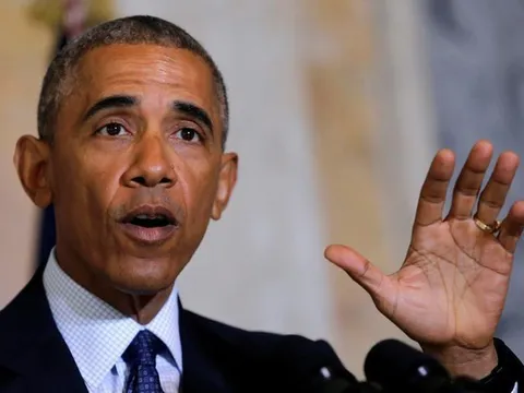 Ông Obama trở lại chính trường sau thời gian im ắng