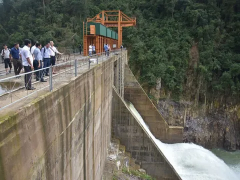 Nhà máy thủy điện Thượng Nhật bồi thường thiệt hại mồ mả của người dân như thế nào?