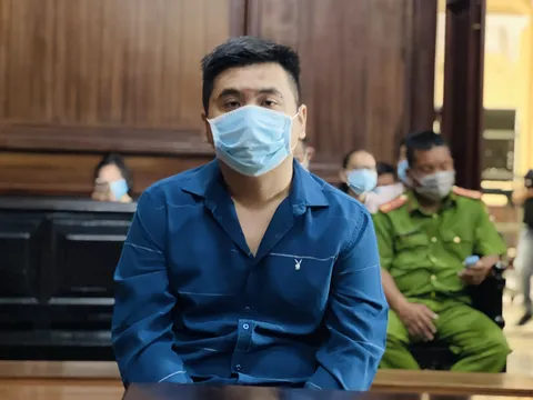 Vụ nữ tiếp viên hàng không bị xe Mercedes tông: Đề nghị làm rõ người giúp bị cáo tẩu tán tài sản