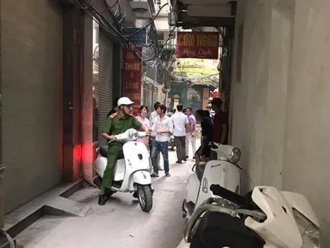 Chủ nhà trọ phát hiện cô gái thuê phòng tử vong