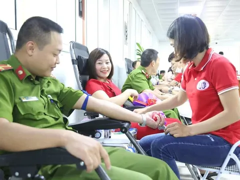 Ngày hội hiến máu ‘Tình người Ngã ba sông’ tiếp nhận 725 đơn vị máu