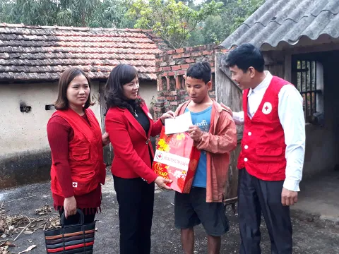 Quảng Ninh: Chăm lo Tết cho người nghèo