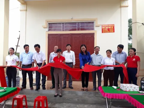 Nghệ An: Tặng Nhà chữ thập đỏ cho người nghèo