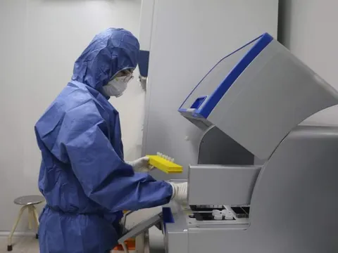 Quảng Bình: Cưỡng chế cách ly 9 người Trung Quốc nhập cảnh trái phép