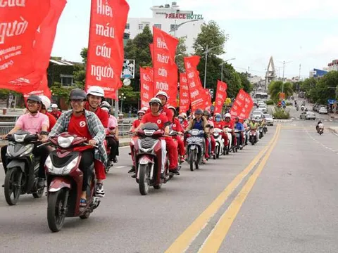 Sắc đỏ ấm tình người nơi đất Kiên Giang