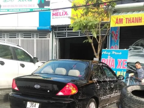 Sáng 30 Tết: Những nghề "bội thu"