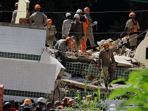 Sập hai chung cư tại Brazil, nhiều người thương vong