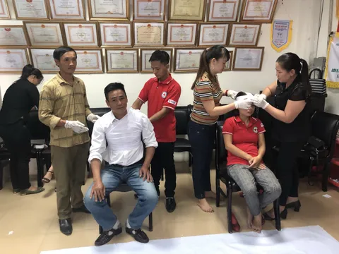 Hội Chữ thập đỏ tỉnh Lào Cai huấn luyện sơ cấp cứu cho tình nguyện viên cấp I