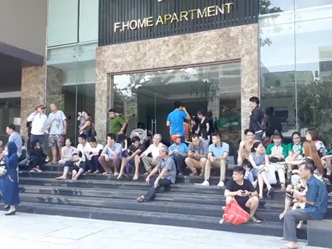 Cháy chung cư F.Home Đà Nẵng, hàng trăm người chạy thoát thân