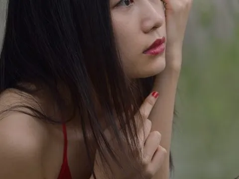 Gặp gỡ nữ diễn viên có nhiều cảnh nóng nhất phim "Thương nhớ ở ai"