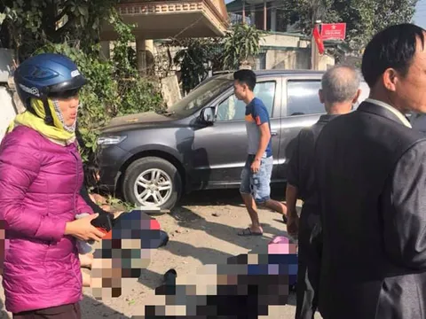 Đi chúc Tết, Santa Fe va chạm xe khách khiến 3 người tử vong