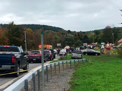 20 người thiệt mạng trong vụ tai nạn giao thông kinh hoàng ở New York