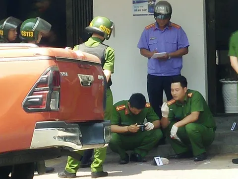 'Giăng lưới' truy bắt nghi can bắn chết người