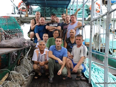 Triều Tiên thả tàu Nga bị bắt giữ, thuyền viên Hàn Quốc đã về nước
