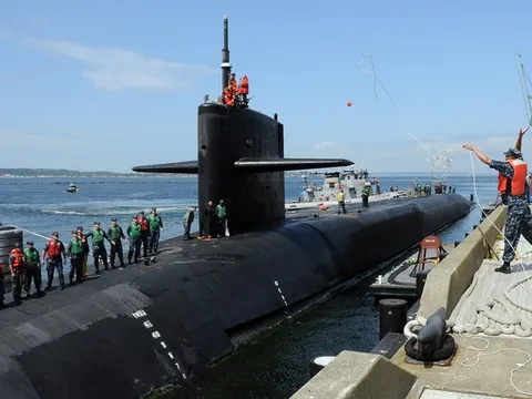 Tàu ngầm hạt nhân Mỹ sắp tới gần bán đảo Triều Tiên