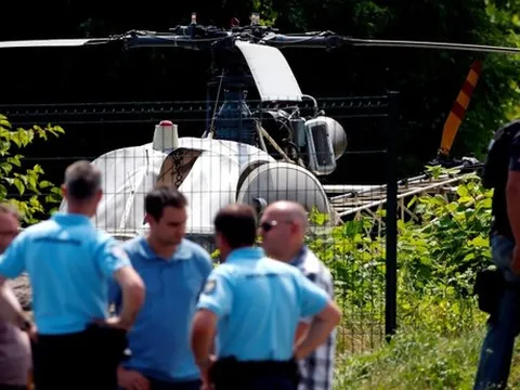 Tên trộm khét tiếng Pháp đào tẩu ngoạn mục bằng trực thăng