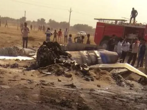 Tiêm kích MiG-21 của Ấn Độ rơi gần biên giới Pakistan